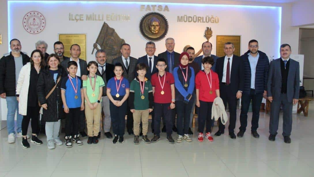 Türkiye Akıl ve Zeka Oyunları Fatsa Etabında Dereceye Giren Öğrencilere Madalyaları Takdim Edildi.