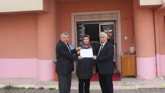 Güzide pansiyonlarımız projesi kapsamında Fatsa Cahit Zarifoğlu Anadolu Lisesi Pansiyonuna Sertifika ve Bayrak takdim edildi.