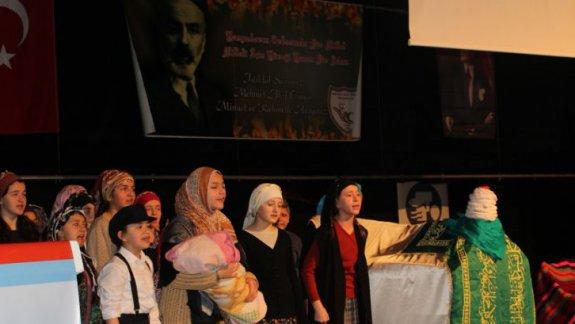 İstiklal Marşının kabul edilişi ve Mehmet Akif Ersoy´u Anma Günü dolasıyla program düzenlendi.