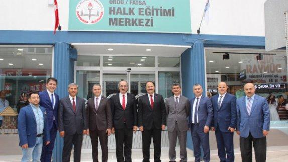 Bakanlığımız Hayat Boyu Öğrenme Genel Müdürümüz Mehmet Nezir GÜL İlçemizi  Halk Eğitim  merkezini Ziyaret Etti. 