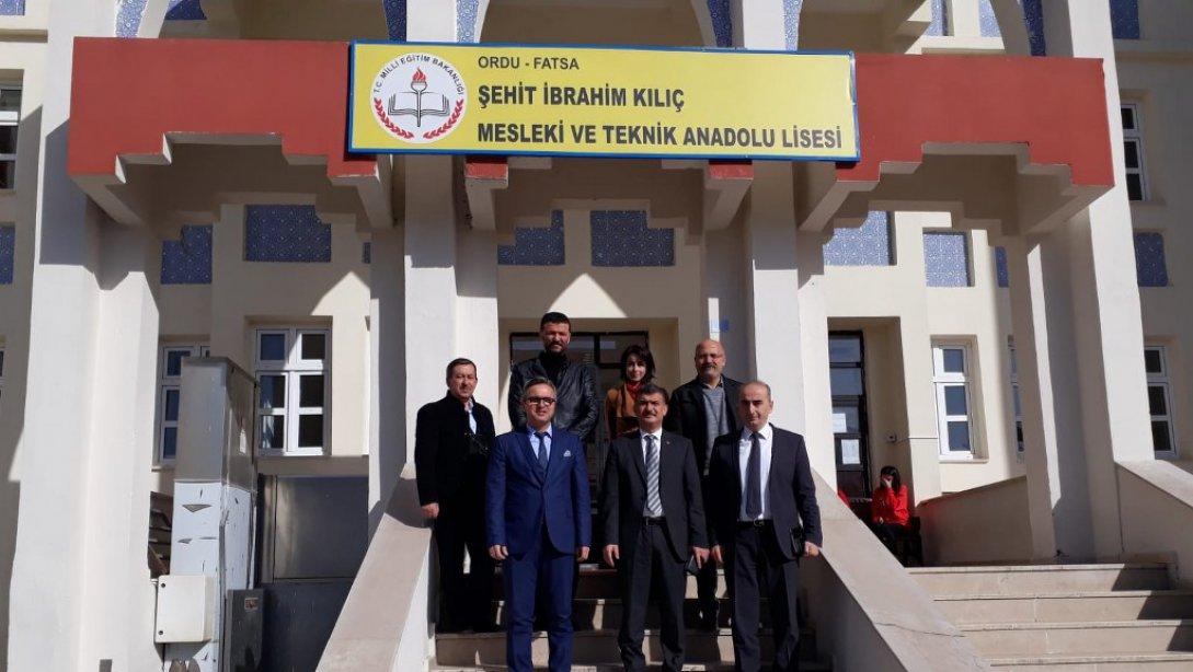 İlçe Milli Eğitim Müdürümüz Saygın ATİNKAYA  Şehit İbrahim Kılıç Mesleki ve Teknik Anadolu Lisesini  ziyaret etti.