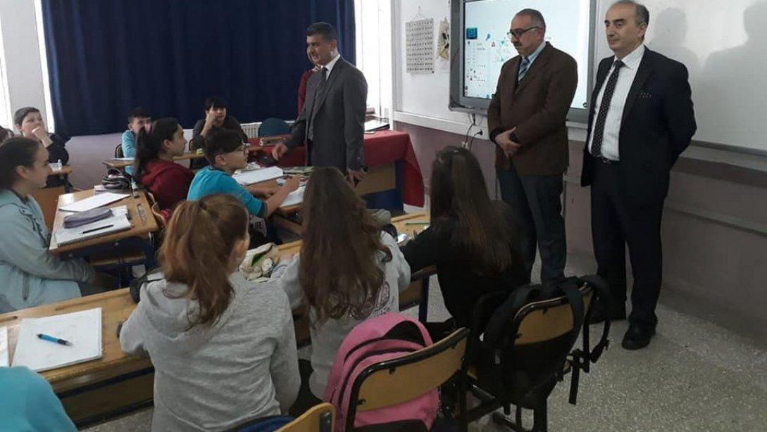 Fatsa İlçe Milli Eğitim Müdürü Saygın ATİNKAYA Ilıca İlkokulu ve Ilıca Ortaokulunu Ziyaret etti.