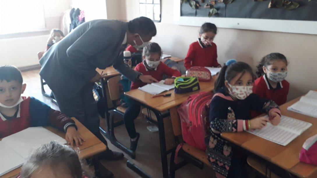 İlçe Milli Eğitim Müdürümüz Sayın Saygın ATİNKAYA Şehit Zafer Özdeniz İlkokulunu Ziyaret Etti
