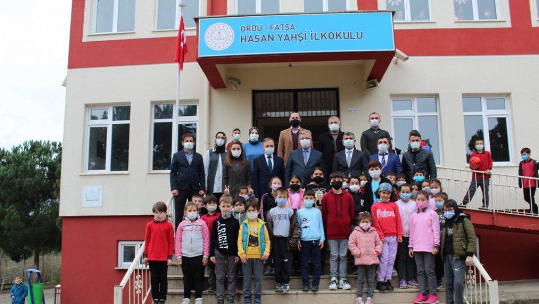 Kaymakamımız Ömer Lütfi Yaran Hasan Yahşi İlkokulu/Ortaokulu'nu Ziyaret Etti