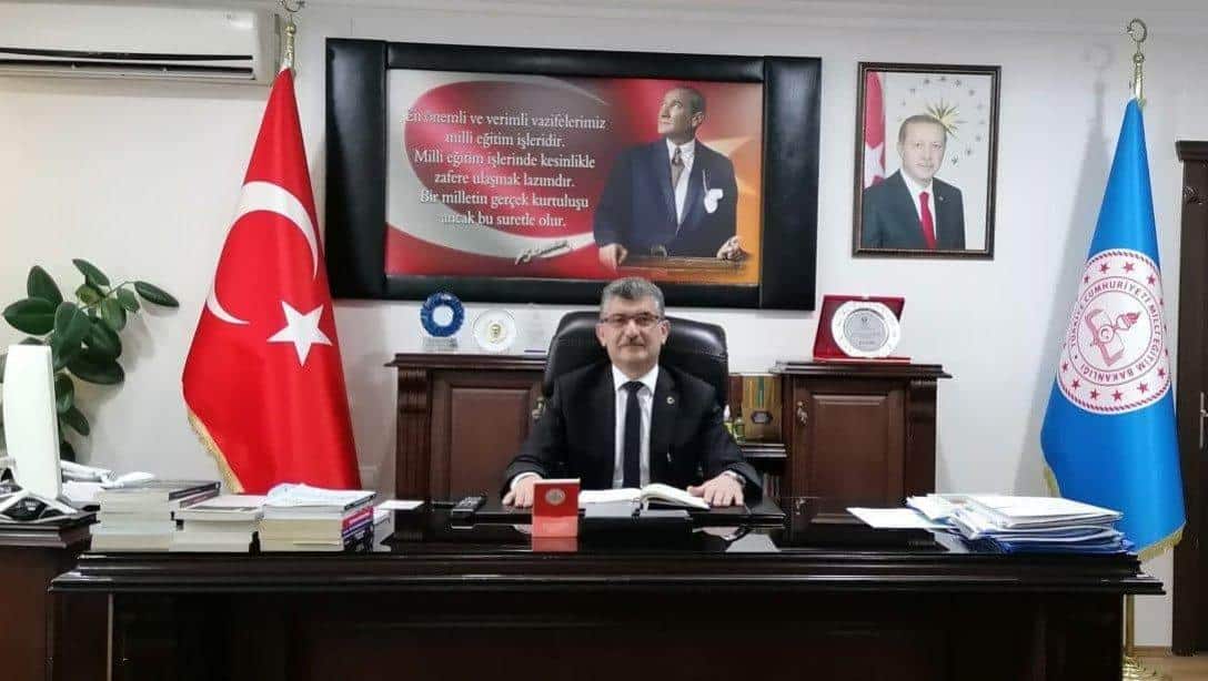 İlçe Milli Eğitim Müdürümüz Saygın Atinkaya'nın 10 Kasım Atatürk'ü Anma Günü Mesajı