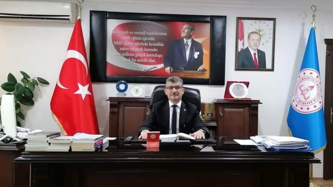 İlçe Milli Eğitim Müdürümüz Saygın Atinkaya´nın Kurban Bayramı Mesajı